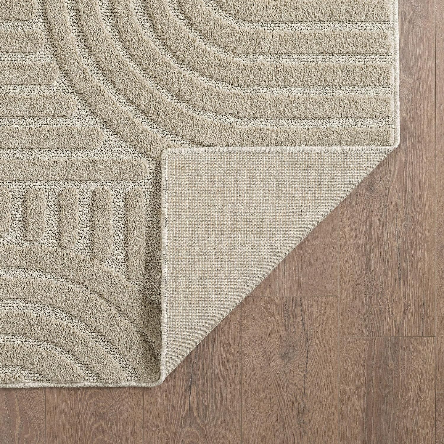 Nervura, tapis camel texturé en relief – détail du produit