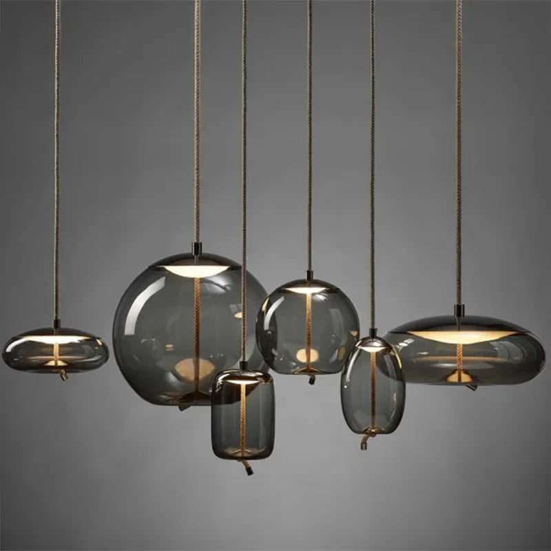 Verra, suspension LED minimaliste en verre – vue sous un autre angle
